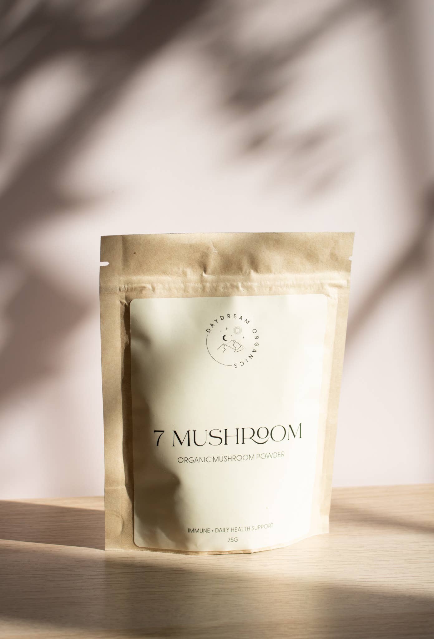 Eclectic Echinacea 7 Mushroom 粉：桦褐孔菌（Chaga）、蟲草（Cordyceps）、靈芝（Reishi）、猴頭菇（Lion’s Mane）、雲芝（Turkey Tail）、舞茸（Maitake）及香菇（Shiitake）菇體